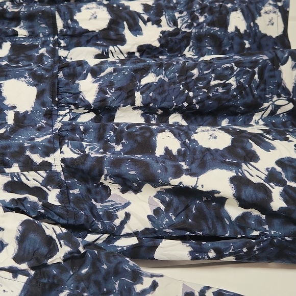 Floral Button Down Lightweight Jacket - Picture 7 of 7